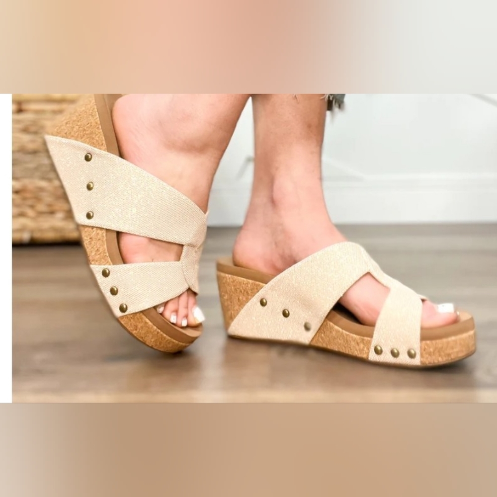 Corkys Sandal Women's 9 Cream Spring Fling  Wedge Heel New BENIFITS CHAR…